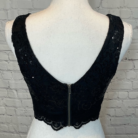 CITY STUDIO Cropped Black Lace & Sequins Top-Jrs 1 - Picture 2 of 3